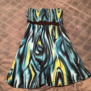 Body central. Form fitting dress